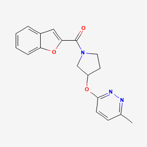 molecular formula C18H17N3O3 B2702373 Benzofuran-2-yl(3-((6-methylpyridazin-3-yl)oxy)pyrrolidin-1-yl)methanone CAS No. 2034580-97-5