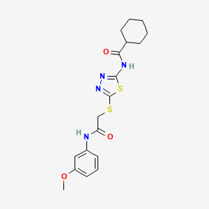 molecular formula C18H22N4O3S2 B2702525 N-[5-({[(3-methoxyphenyl)carbamoyl]methyl}sulfanyl)-1,3,4-thiadiazol-2-yl]cyclohexanecarboxamide CAS No. 868972-82-1