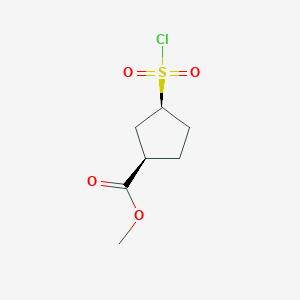 Methyl cis-3-(chlorosulfonyl)cyclopentane-1-carboxylate