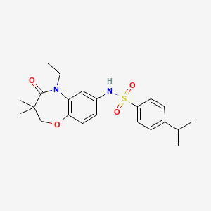 molecular formula C22H28N2O4S B2704171 N-(5-ethyl-3,3-dimethyl-4-oxo-2,3,4,5-tetrahydrobenzo[b][1,4]oxazepin-7-yl)-4-isopropylbenzenesulfonamide CAS No. 922024-01-9