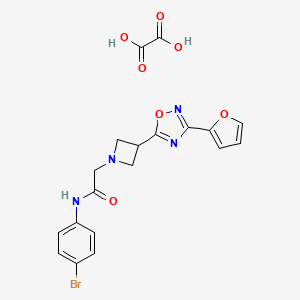 molecular formula C19H17BrN4O7 B2704417 N-(4-bromophenyl)-2-(3-(3-(furan-2-yl)-1,2,4-oxadiazol-5-yl)azetidin-1-yl)acetamide oxalate CAS No. 1428349-65-8
