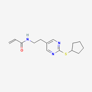 N-[2-(2-Cyclopentylsulfanylpyrimidin-5-yl)ethyl]prop-2-enamide