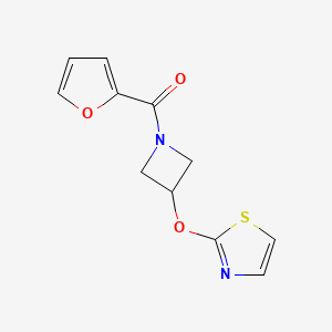 molecular formula C11H10N2O3S B2710382 Furan-2-yl(3-(thiazol-2-yloxy)azetidin-1-yl)methanone CAS No. 1798517-28-8