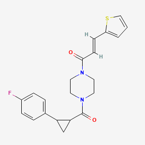 (E)-1-(4-(2-(4-fluorophenyl)cyclopropanecarbonyl)piperazin-1-yl)-3-(thiophen-2-yl)prop-2-en-1-one