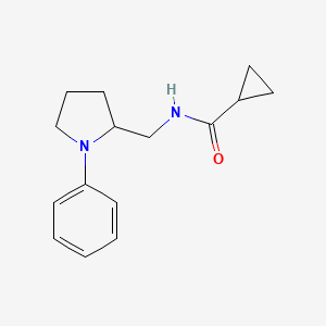 molecular formula C15H20N2O B2711606 N-[(1-phenylpyrrolidin-2-yl)methyl]cyclopropanecarboxamide CAS No. 1798029-78-3