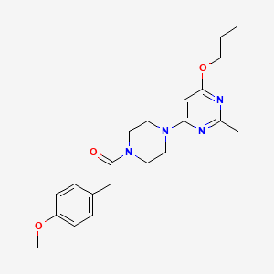 2-(4-Methoxyphenyl)-1-(4-(2-methyl-6-propoxypyrimidin-4-yl)piperazin-1-yl)ethanone