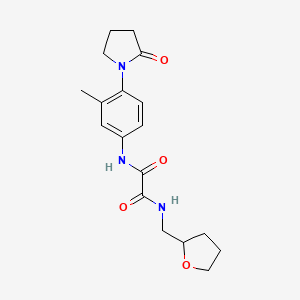 molecular formula C18H23N3O4 B2714111 N'-[3-methyl-4-(2-oxopyrrolidin-1-yl)phenyl]-N-[(oxolan-2-yl)methyl]ethanediamide CAS No. 942012-18-2