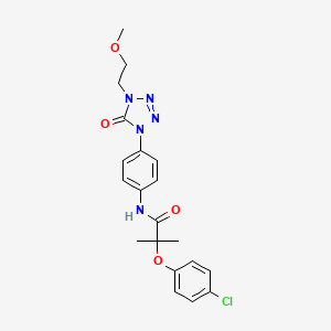 2-(4-chlorophenoxy)-N-(4-(4-(2-methoxyethyl)-5-oxo-4,5-dihydro-1H-tetrazol-1-yl)phenyl)-2-methylpropanamide