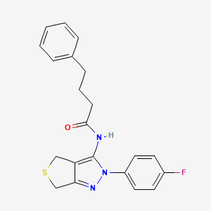 molecular formula C21H20FN3OS B2716002 N-[2-(4-fluorophenyl)-2H,4H,6H-thieno[3,4-c]pyrazol-3-yl]-4-phenylbutanamide CAS No. 893938-93-7