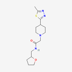 B2720225 2-(4-(5-methyl-1,3,4-thiadiazol-2-yl)piperidin-1-yl)-N-((tetrahydrofuran-2-yl)methyl)acetamide CAS No. 1323566-22-8