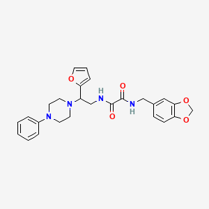 molecular formula C26H28N4O5 B2723127 N-[(2H-1,3-benzodioxol-5-yl)methyl]-N'-[2-(furan-2-yl)-2-(4-phenylpiperazin-1-yl)ethyl]ethanediamide CAS No. 877631-56-6