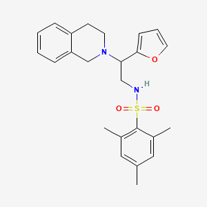 molecular formula C24H28N2O3S B2725350 N-(2-(3,4-dihydroisoquinolin-2(1H)-yl)-2-(furan-2-yl)ethyl)-2,4,6-trimethylbenzenesulfonamide CAS No. 898458-69-0