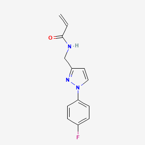 molecular formula C13H12FN3O B2727997 N-[[1-(4-Fluorophenyl)pyrazol-3-yl]methyl]prop-2-enamide CAS No. 2193938-41-7