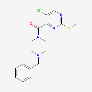 4-(4-Benzylpiperazine-1-carbonyl)-5-chloro-2-(methylsulfanyl)pyrimidine