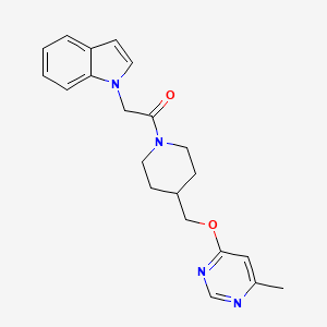 B2732477 2-Indol-1-yl-1-[4-[(6-methylpyrimidin-4-yl)oxymethyl]piperidin-1-yl]ethanone CAS No. 2379996-93-5