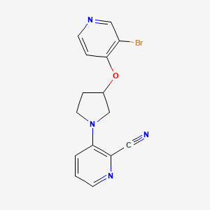 molecular formula C15H13BrN4O B2735444 3-{3-[(3-Bromopyridin-4-yl)oxy]pyrrolidin-1-yl}pyridine-2-carbonitrile CAS No. 2380141-33-1