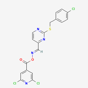 molecular formula C18H11Cl3N4O2S B2735827 {[({2-[(4-Chlorobenzyl)thio]pyrimidin-4-yl}methylene)amino]oxy}(2,6-dichloropyridin-4-yl)methanone CAS No. 263755-78-8