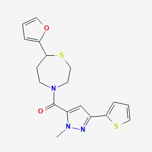 molecular formula C18H19N3O2S2 B2736298 (7-(furan-2-yl)-1,4-thiazepan-4-yl)(1-methyl-3-(thiophen-2-yl)-1H-pyrazol-5-yl)methanone CAS No. 1705989-17-8