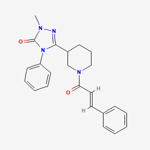 molecular formula C23H24N4O2 B2739799 (E)-3-(1-肉桂酰基哌嗪-3-基)-1-甲基-4-苯基-1H-1,2,4-三唑-5(4H)-酮 CAS No. 1396890-00-8