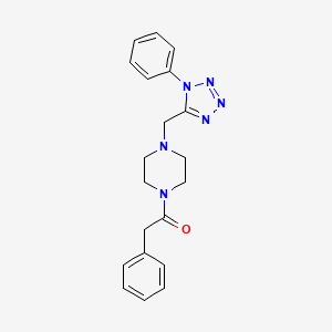 molecular formula C20H22N6O B2740909 2-phenyl-1-{4-[(1-phenyl-1H-1,2,3,4-tetrazol-5-yl)methyl]piperazin-1-yl}ethan-1-one CAS No. 1049382-09-3