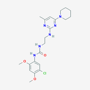 1-(5-Chloro-2,4-dimethoxyphenyl)-3-(2-((4-methyl-6-(piperidin-1-yl)pyrimidin-2-yl)amino)ethyl)urea