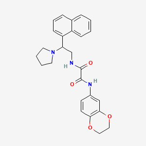 molecular formula C26H27N3O4 B2741397 N'-(2,3-dihydro-1,4-benzodioxin-6-yl)-N-[2-(naphthalen-1-yl)-2-(pyrrolidin-1-yl)ethyl]ethanediamide CAS No. 941872-02-2