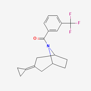 molecular formula C18H18F3NO B2749679 ((1R,5S)-3-cyclopropylidene-8-azabicyclo[3.2.1]octan-8-yl)(3-(trifluoromethyl)phenyl)methanone CAS No. 2195880-88-5