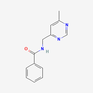 molecular formula C13H13N3O B2749909 N-[(6-methylpyrimidin-4-yl)methyl]benzamide CAS No. 2097889-18-2