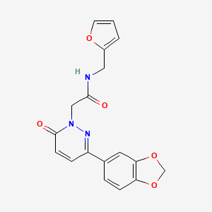 molecular formula C18H15N3O5 B2761027 2-[3-(2H-1,3-benzodioxol-5-yl)-6-oxo-1,6-dihydropyridazin-1-yl]-N-[(furan-2-yl)methyl]acetamide CAS No. 941972-77-6