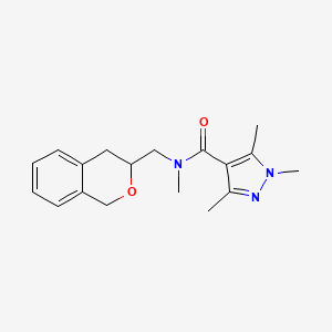 molecular formula C18H23N3O2 B2764491 N-(isochroman-3-ylmethyl)-N,1,3,5-tetramethyl-1H-pyrazole-4-carboxamide CAS No. 2034320-53-9