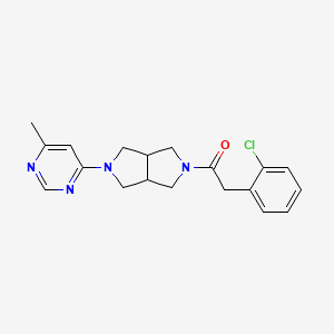 2-(2-Chlorophenyl)-1-[2-(6-methylpyrimidin-4-yl)-1,3,3a,4,6,6a-hexahydropyrrolo[3,4-c]pyrrol-5-yl]ethanone