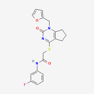 molecular formula C20H18FN3O3S B2766680 N-(3-FLUOROPHENYL)-2-({1-[(FURAN-2-YL)METHYL]-2-OXO-1H,2H,5H,6H,7H-CYCLOPENTA[D]PYRIMIDIN-4-YL}SULFANYL)ACETAMIDE CAS No. 933204-99-0
