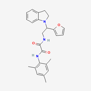 molecular formula C25H27N3O3 B2767897 N1-(2-(furan-2-yl)-2-(indolin-1-yl)ethyl)-N2-mesityloxalamide CAS No. 898433-07-3