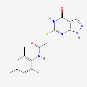 2-({4-oxo-1H,4H,5H-pyrazolo[3,4-d]pyrimidin-6-yl}sulfanyl)-N-(2,4,6-trimethylphenyl)acetamide