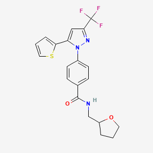 molecular formula C20H18F3N3O2S B2772265 N-[(oxolan-2-yl)methyl]-4-[5-(thiophen-2-yl)-3-(trifluoromethyl)-1H-pyrazol-1-yl]benzamide CAS No. 956790-55-9