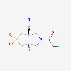 (3As,6aR)-5-(2-chloroacetyl)-2,2-dioxo-3,4,6,6a-tetrahydro-1H-thieno[3,4-c]pyrrole-3a-carbonitrile