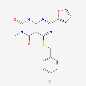 molecular formula C19H15ClN4O3S B2774869 5-{[(4-chlorophenyl)methyl]sulfanyl}-7-(furan-2-yl)-1,3-dimethyl-1H,2H,3H,4H-[1,3]diazino[4,5-d]pyrimidine-2,4-dione CAS No. 863003-75-2