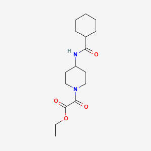 molecular formula C16H26N2O4 B2775744 Ethyl 2-(4-[(cyclohexylcarbonyl)amino]piperidino)-2-oxoacetate CAS No. 649572-98-5