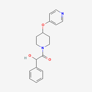 molecular formula C18H20N2O3 B2776484 2-Hydroxy-2-phenyl-1-(4-(pyridin-4-yloxy)piperidin-1-yl)ethanone CAS No. 2034314-63-9