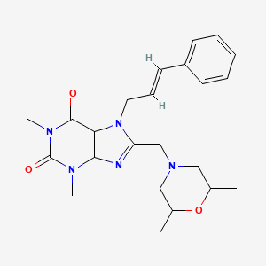 molecular formula C23H29N5O3 B2777006 7-肉桂基-8-((2,6-二甲基吗啉-2-基)甲基)-1,3-二甲基-1H-嘧啶-2,6(3H,7H)-二酮 CAS No. 876899-03-5