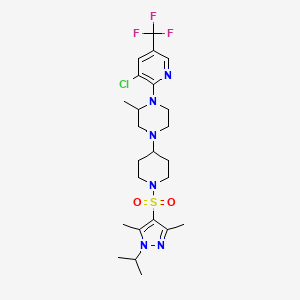 molecular formula C24H34ClF3N6O2S B2779273 1-[3-chloro-5-(trifluoromethyl)pyridin-2-yl]-4-(1-{[3,5-dimethyl-1-(propan-2-yl)-1H-pyrazol-4-yl]sulfonyl}piperidin-4-yl)-2-methylpiperazine CAS No. 2097936-72-4