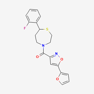 (7-(2-Fluorophenyl)-1,4-thiazepan-4-yl)(5-(furan-2-yl)isoxazol-3-yl)methanone