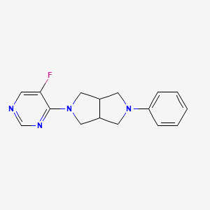 molecular formula C16H17FN4 B2780779 5-(5-Fluoropyrimidin-4-yl)-2-phenyl-1,3,3a,4,6,6a-hexahydropyrrolo[3,4-c]pyrrole CAS No. 2415563-13-0