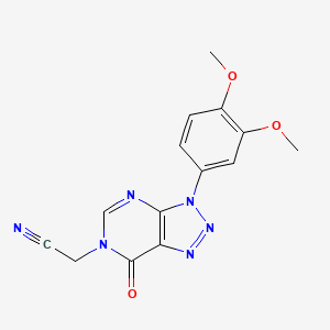 molecular formula C14H12N6O3 B2781796 2-[3-(3,4-Dimethoxyphenyl)-7-oxotriazolo[4,5-d]pyrimidin-6-yl]acetonitrile CAS No. 872594-55-3