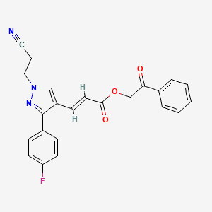 molecular formula C23H18FN3O3 B2781972 2-oxo-2-phenylethyl (2E)-3-[1-(2-cyanoethyl)-3-(4-fluorophenyl)-1H-pyrazol-4-yl]prop-2-enoate CAS No. 956784-12-6