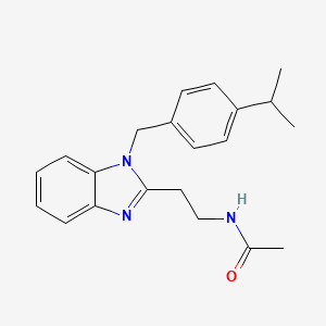 molecular formula C21H25N3O B2782256 N-[2-(1-{[4-(propan-2-yl)phenyl]methyl}-1H-1,3-benzodiazol-2-yl)ethyl]acetamide 