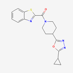 Benzo[d]thiazol-2-yl(4-(5-cyclopropyl-1,3,4-oxadiazol-2-yl)piperidin-1-yl)methanone