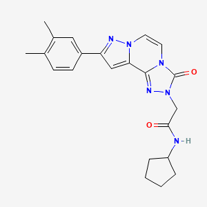 molecular formula C22H24N6O2 B2790972 N-cyclopentyl-2-[11-(3,4-dimethylphenyl)-5-oxo-3,4,6,9,10-pentazatricyclo[7.3.0.02,6]dodeca-1(12),2,7,10-tetraen-4-yl]acetamide CAS No. 1207001-75-9