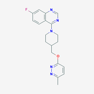 molecular formula C19H20FN5O B2791107 7-Fluoro-4-(4-{[(6-methylpyridazin-3-yl)oxy]methyl}piperidin-1-yl)quinazoline CAS No. 2320924-01-2