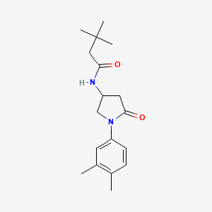 molecular formula C18H26N2O2 B2791975 N-[1-(3,4-dimethylphenyl)-5-oxopyrrolidin-3-yl]-3,3-dimethylbutanamide CAS No. 896369-08-7